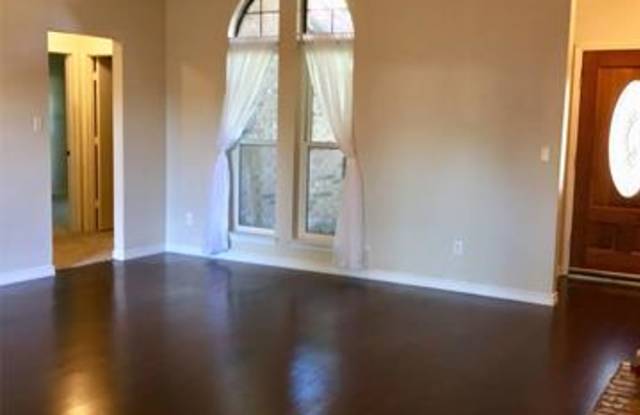 6302 Sandybrook Drive Gallery 4