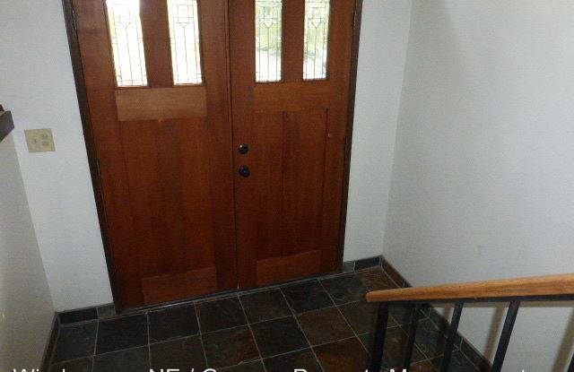 12008 NE 68th Pl Gallery 3