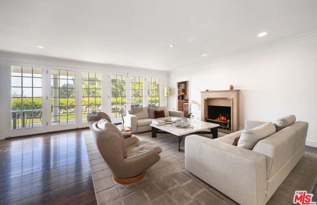 1201 Loma Vista Dr Gallery 4