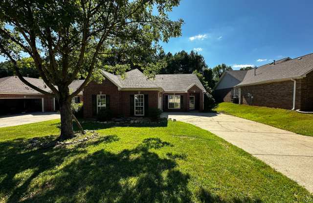 108 Gardenside Dr photos photos