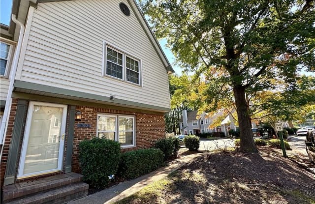 1009 Saint Andrews Way - 1009 Saint Andrews Way, Chesapeake, VA 23320