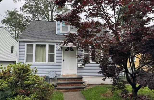 130 Lawrence Rd photos photos