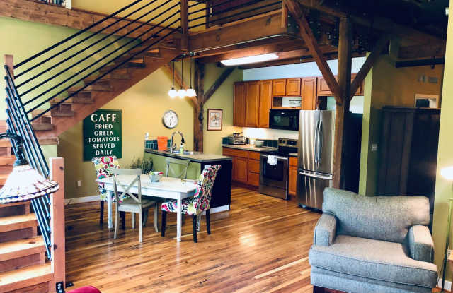 75 Thompson Street Unit C - 75 Thompson St, Asheville, NC 28803
