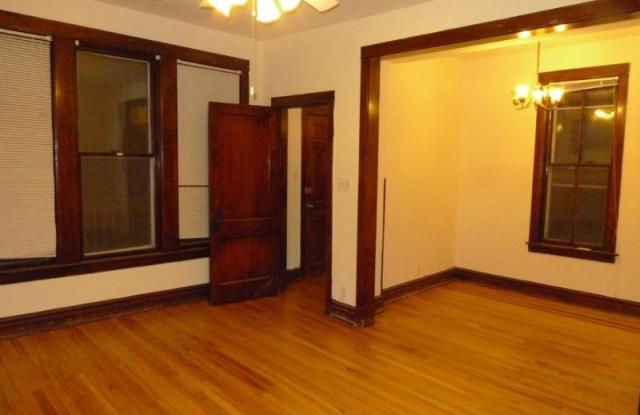3045 N Clifton Ave # Ch - 3045 North Clifton Avenue, Chicago, IL 60657