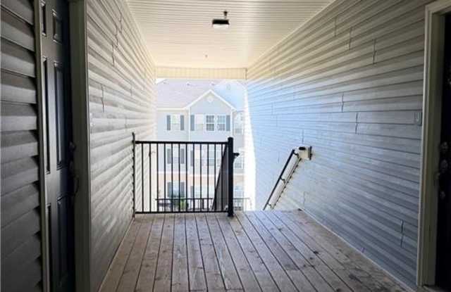 2606 Pennoak Way Gallery 3