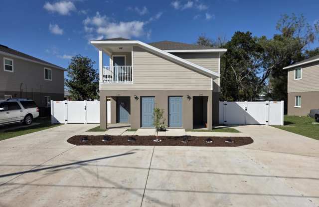 1145 Sycamore Street photos photos