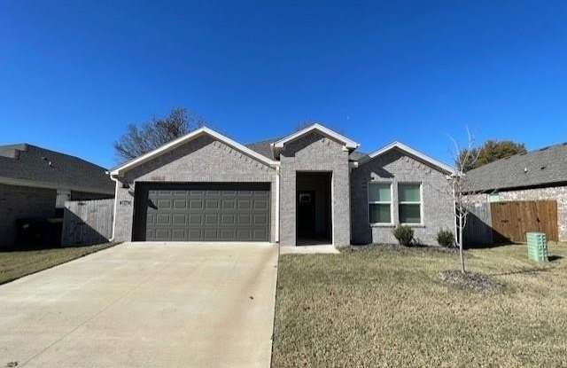 2210  S 10th  ST photos photos