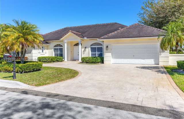 5253 NW 94th Doral Pl Gallery 2