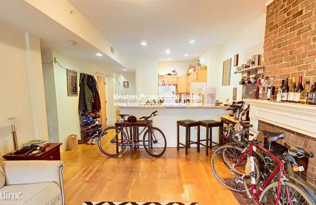 1406 Beacon St Apt 3 Gallery 2