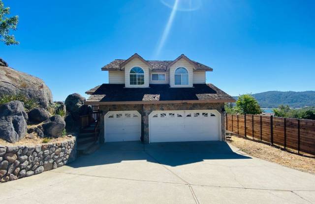9800 Hudson Ct Gallery 2