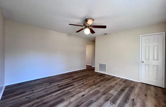 3 bedroom 1.5 bath in Westwood Heights, Rincon Gallery 4