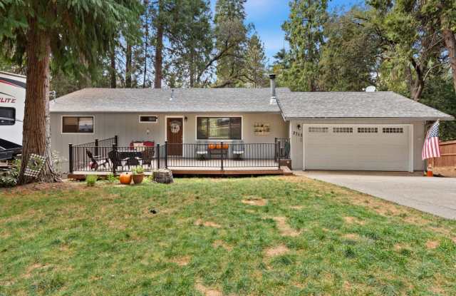 2752 Douglas Fir Dr photos photos