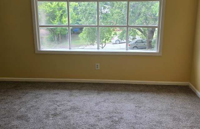 4610 Nickerson Ct Gallery 3