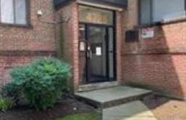 4725 1ST ST SW #102 photos photos