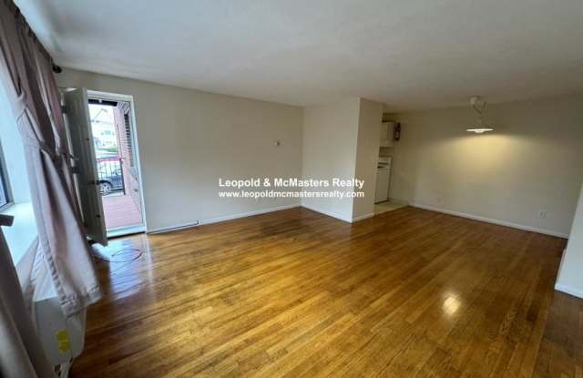 80 Litchfield St. photos photos