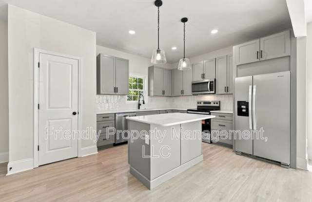 2306 Ford Pl Gallery 3