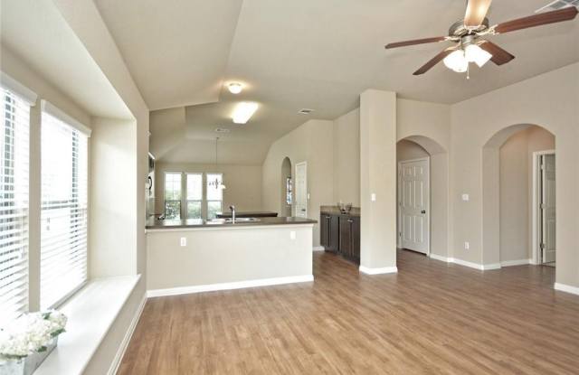 12900  Carillon WAY Gallery 4