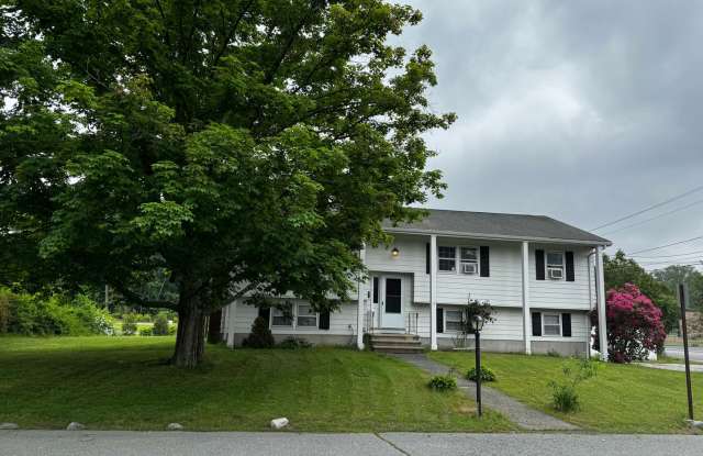 Well maintained single family house in Lowell photos photos
