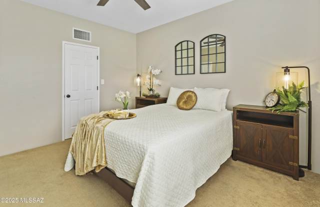 5500 N Valley View Road - 5500 North Valley View Road, Catalina Foothills, AZ 85718 5500 N Valley View Road - 5500 North Valley View Road, Catalina Foothills, AZ 85718