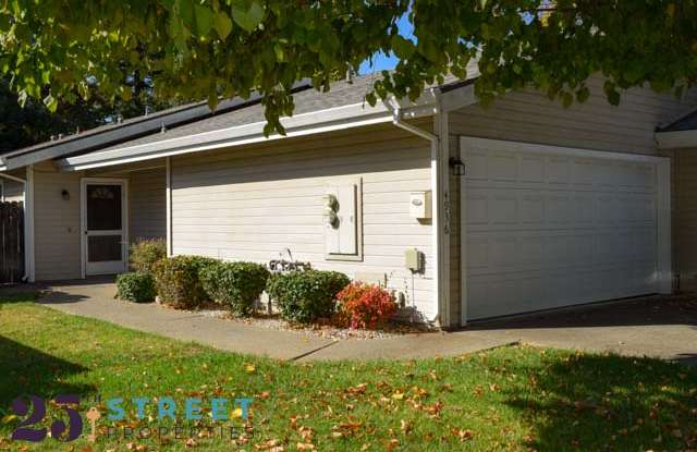 4936 V St Gallery 2