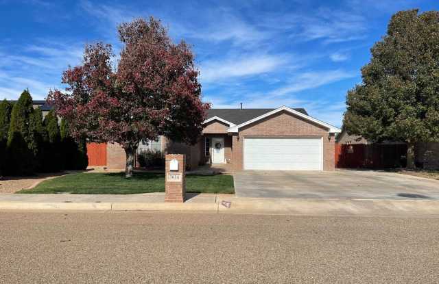 3616 Benjamin Davis, Clovis NM - 3616 Benjamin Davis Drive, Clovis, NM 88101