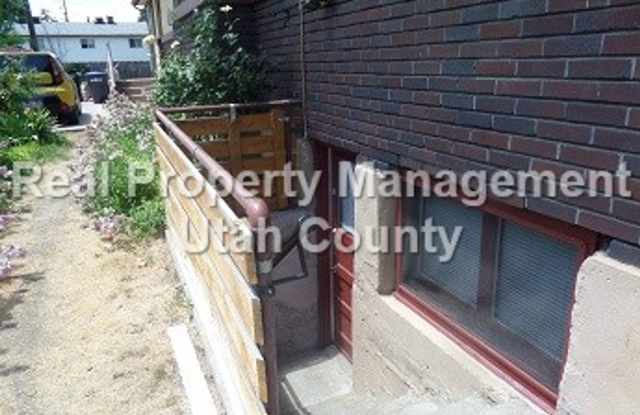 Provo Duplex-  Half off the 1st full months  rent photos photos