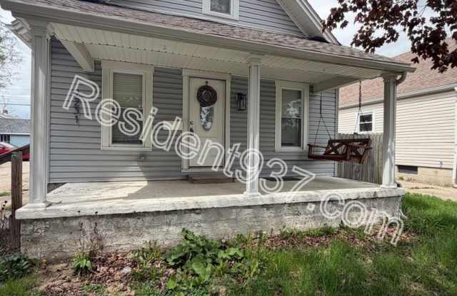 Spacious 2 Bed 1 Bath Home - 2231 South Smithville Road, Dayton, OH 45420