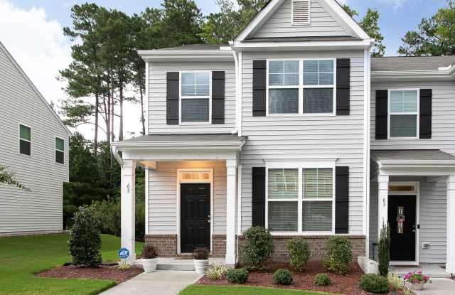 Fantastic end-unit townhome in Durham! photos photos
