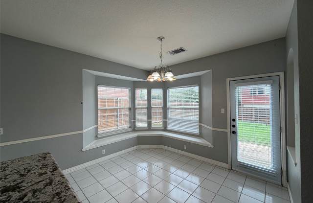 1609 Simsbury Drive Gallery 3