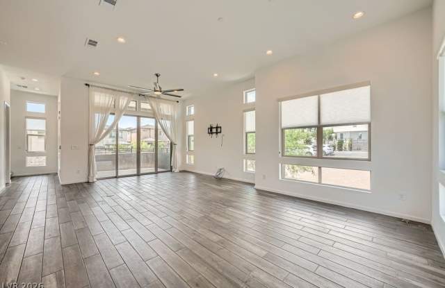 11821 Stone Run Avenue Gallery 4