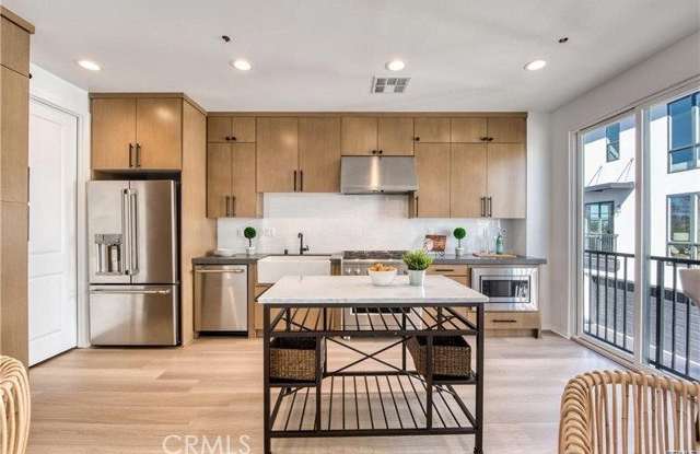 20452 Santa Ana Avenue photos photos