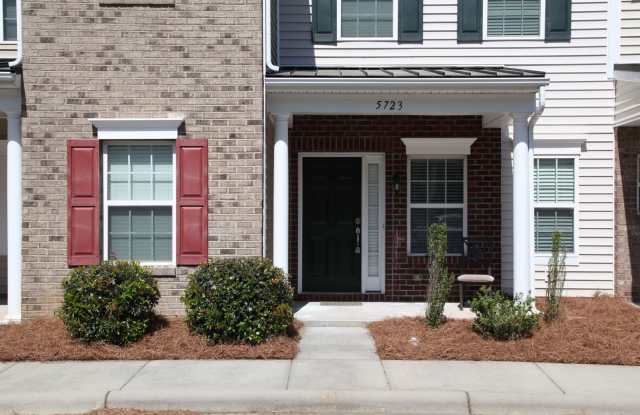Bent Creek Town Home Gallery 3