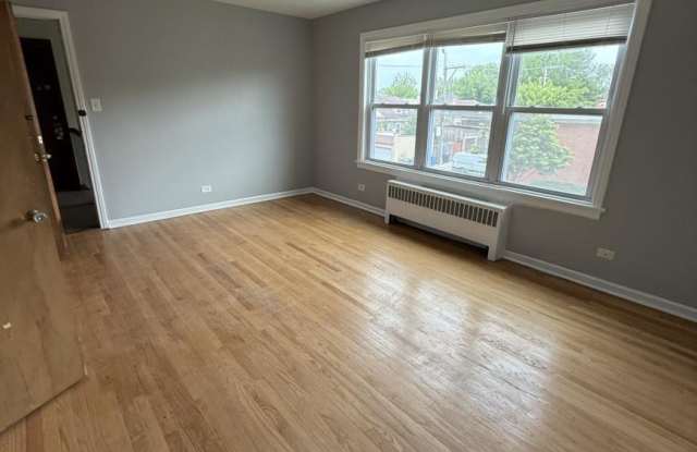2750 North Shore Ave. photos photos