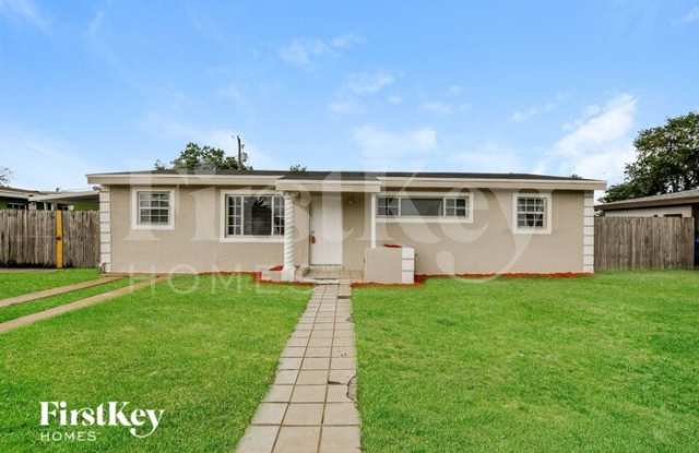 17201 Northwest 32nd Avenue - 17201 Northwest 32nd Avenue, Miami Gardens, FL 33056