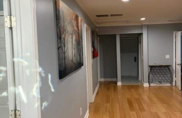 176 Racine Street SW Gallery 3