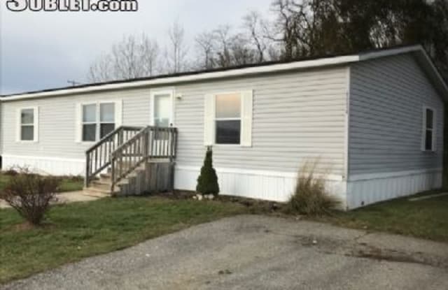 8378 Hogan Rd Fenton - 8378 Hogan Road, Livingston County, MI 48430