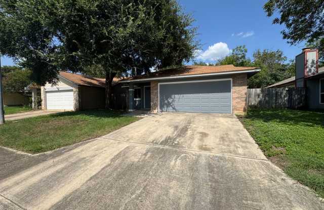 NORTHWEST  |  EXCELLENT LOCATION  |  FRESH PAINT INSIDE & OUTSIDE (July 2026)  |  SINGLE STORY  |  SHED photos photos
