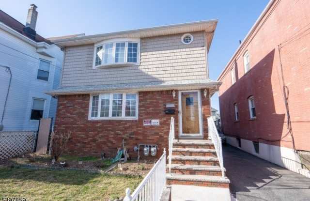 24 Mahar Ave Gallery 2