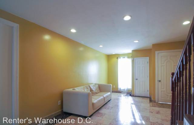 435 S St. NW Gallery 2