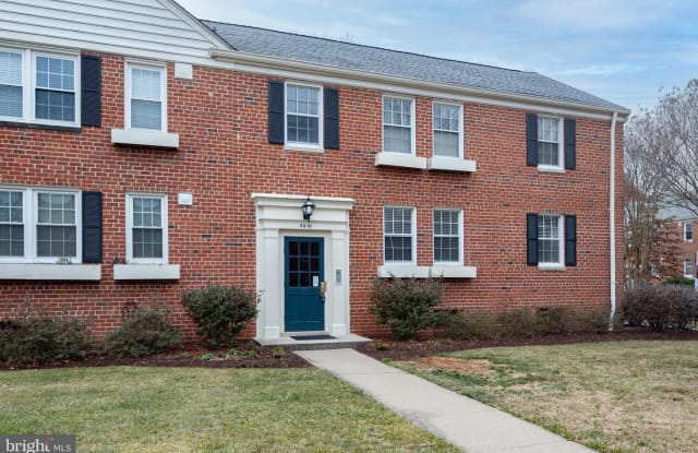6618 WAKEFIELD DR E #A2 - 6618 Wakefield Drive, Fairfax County, VA 22307