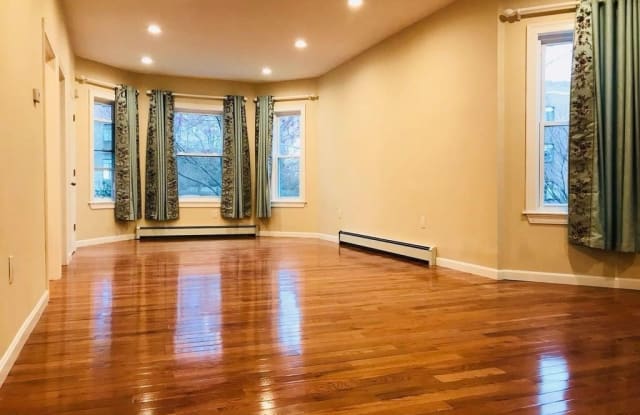 75 Saint Paul St - 75 Saint Paul Street, Brookline, MA 02446