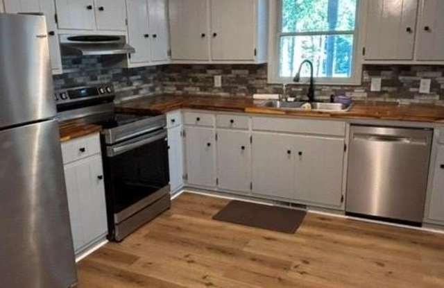 4528 Redding Court Gallery 4