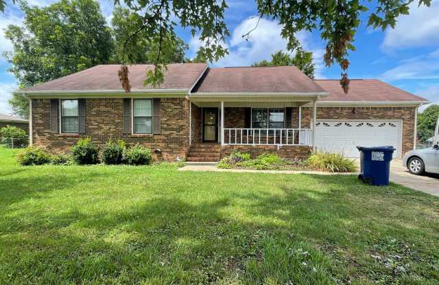 Newly Updated 3/2 Available in Hazel Green! - 100 Hazelwood Drive, Madison County, AL 35750