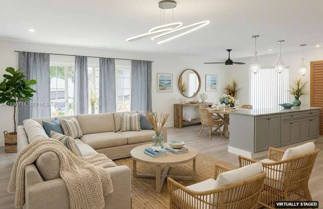 5209 NW 18th St photos photos