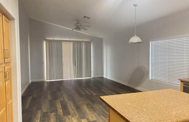 10752 W Bermuda Drive Gallery 4