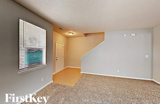 19364 Fox Chase Drive Gallery 2