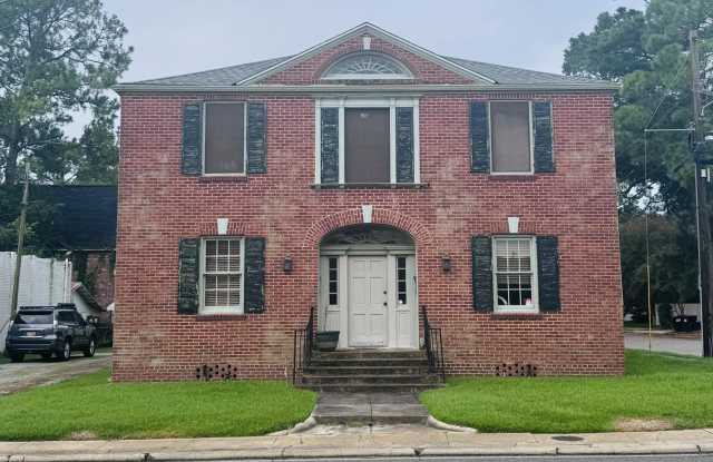 317 W University Avenue unit: 4 photos photos 317 W University Avenue unit: 4 photos photos