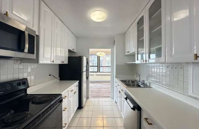 4178 Marine Dr. Gallery 2