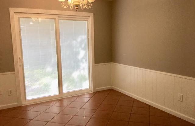 9825 Casa Loma Drive Gallery 4