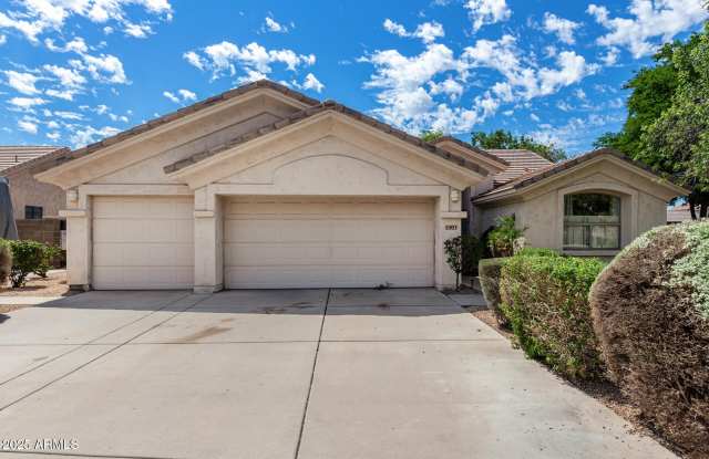 5203 E WALLACE Avenue photos photos